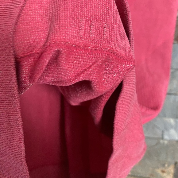 Lululemon short sleeve - Picture 3 of 4